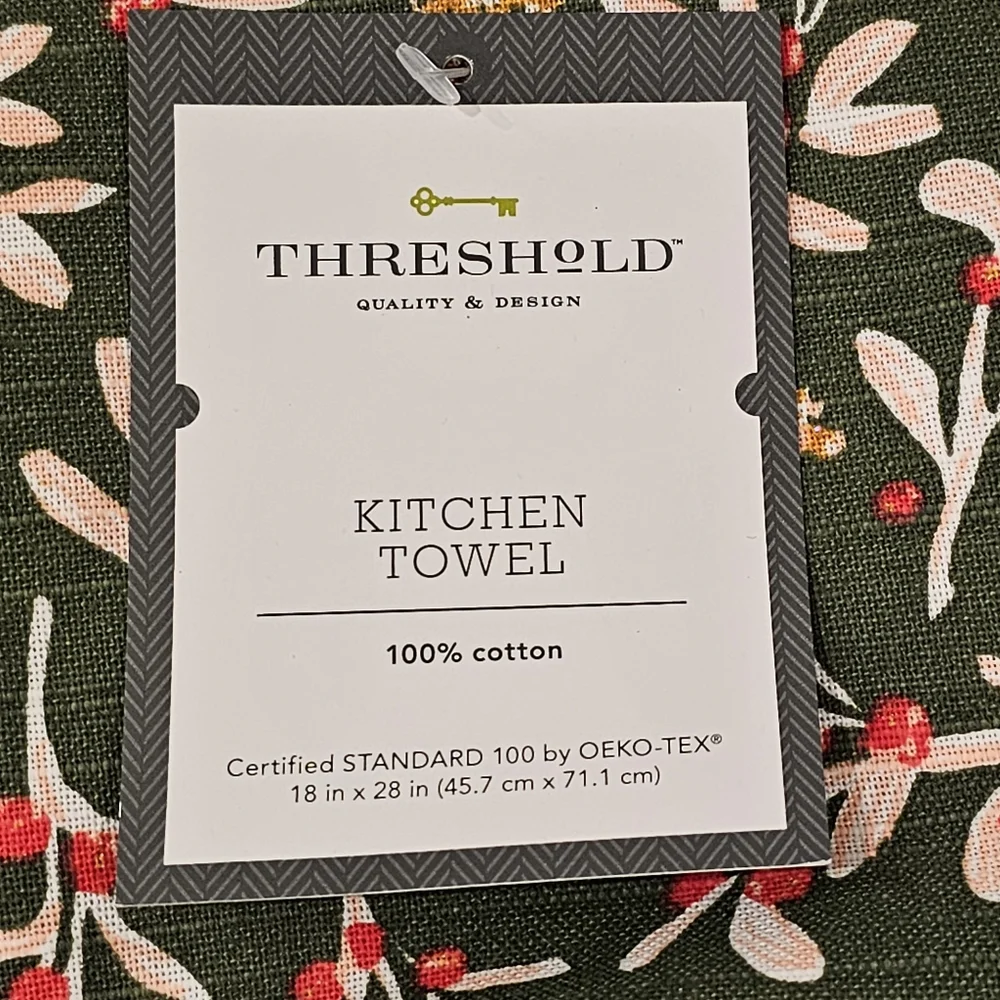 Threshold 3 Pack Cotton Kitchen Towel Green With Winter Berries Kitchen …